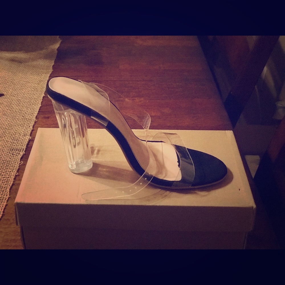 Sexy clear heel with ankle strap